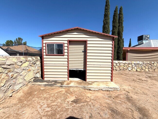 Building Photo - 12309 Tierra Inca Dr