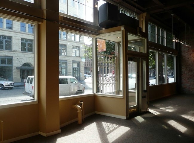 Building Photo - The Lucknow