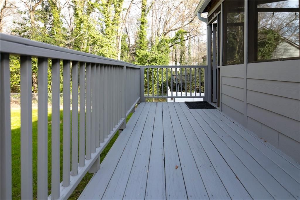 Building Photo - 516 Faith St