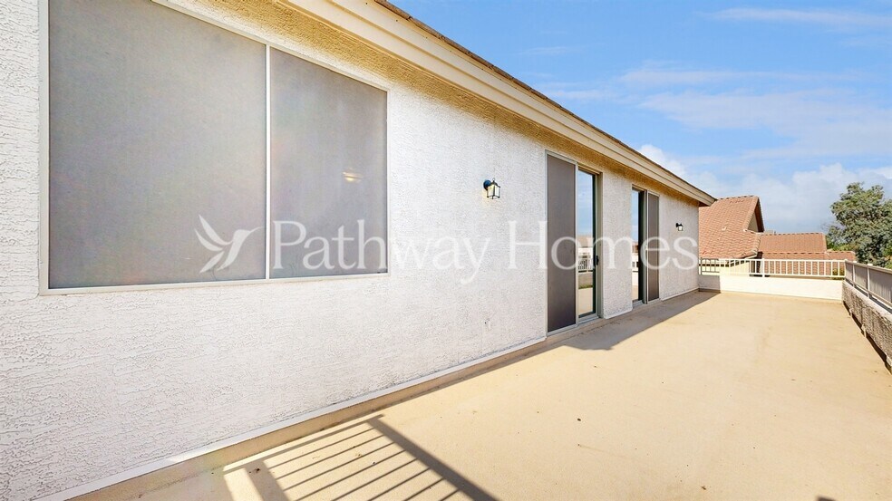 Building Photo - 43448 Askew Dr