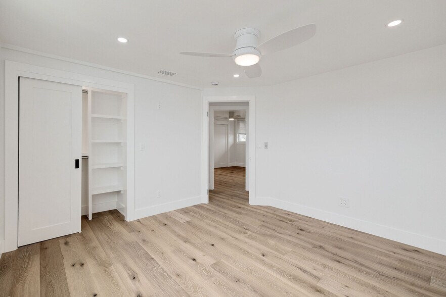 Building Photo - 316 1st St