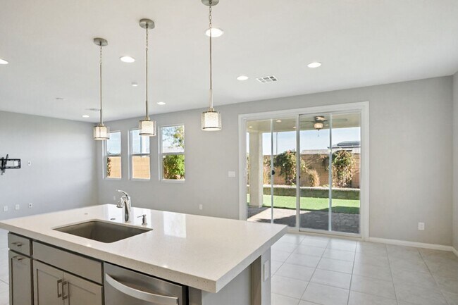 Building Photo - Beautiful 4 Bedroom Home In A Gated Skye Canyon Community