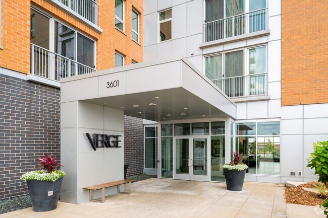 Building Photo - Verge