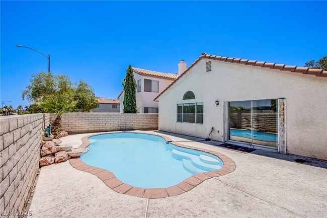 Building Photo - 7510 Isley Ave