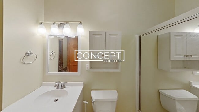 Building Photo - 1526 Tremont St