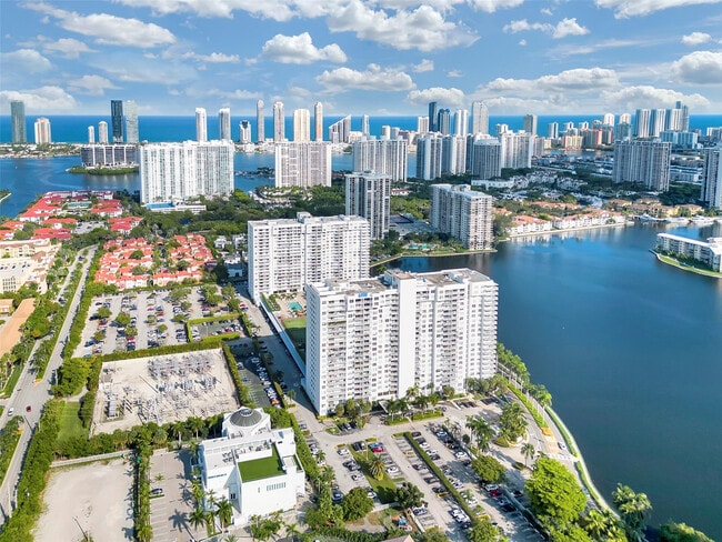 Building Photo - 2851 NE 183rd St