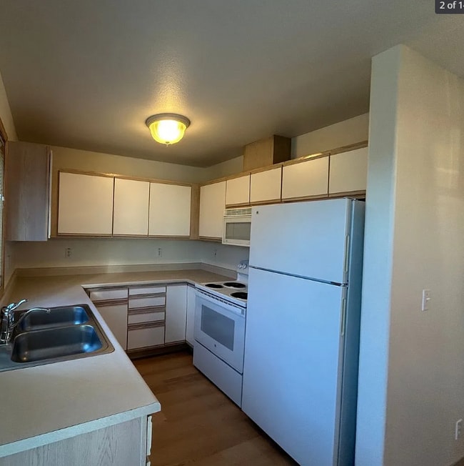 Building Photo - 0000 Horton Rd