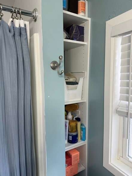 Building Photo - 3325 Stevens St