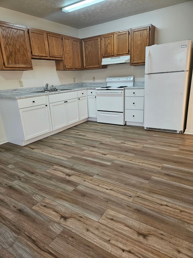 Primary Photo - 2 Bedroom, 2 Bath Duplex in Mt. Sterling