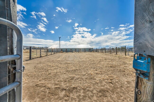 Building Photo - 30 El Caballo Trail