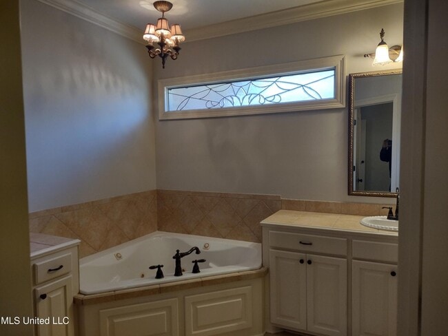 Building Photo - 103 Hallmark Pl