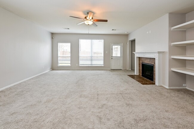 Building Photo - 4207 Old Arbor Way