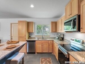 Building Photo - 735 Green Castle Pl