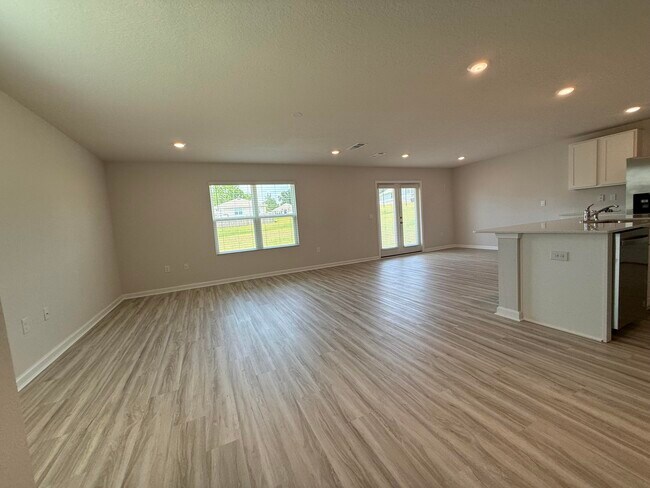 Building Photo - 2800 Tallgrass Ct