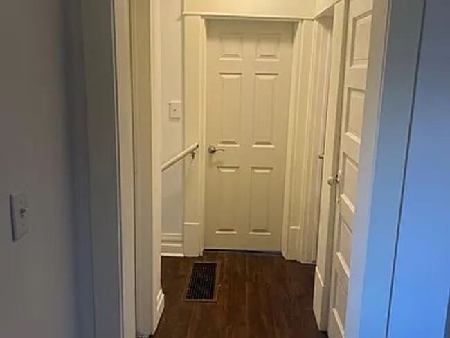 Building Photo - 317 E St Joseph St