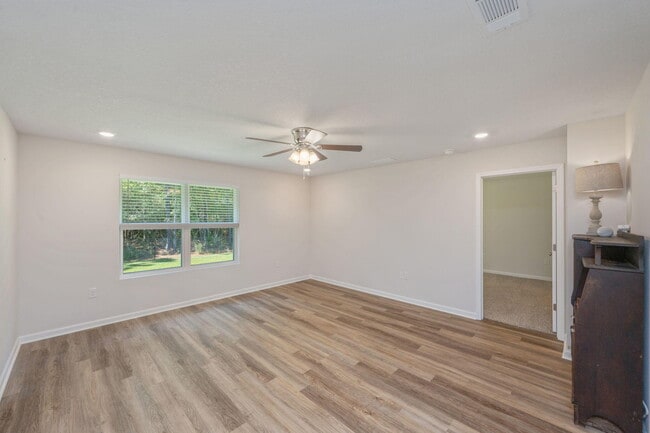 Building Photo - 3041 Heritage Plantation Blvd