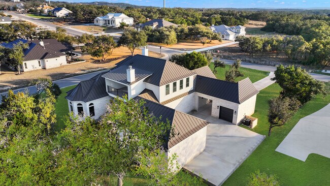 Building Photo - 846 Maximino Ridge Rd.