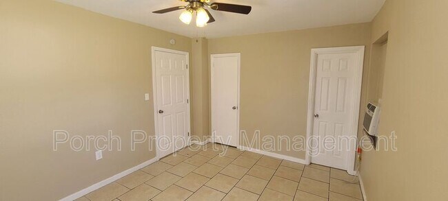 Building Photo - 102 Ellis Dr