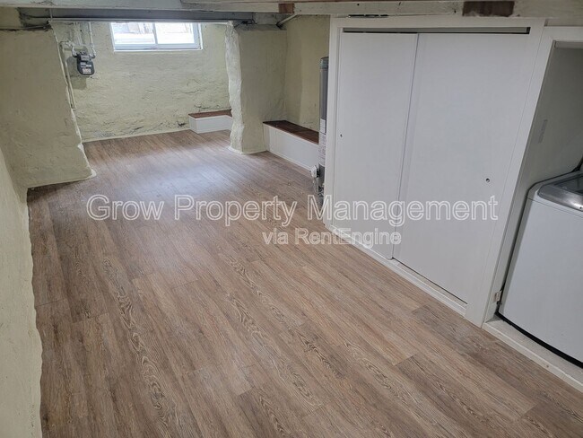 Building Photo - 3632 Earp St