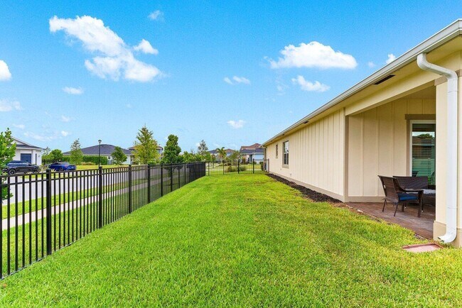 Building Photo - 962 Castaway Ct