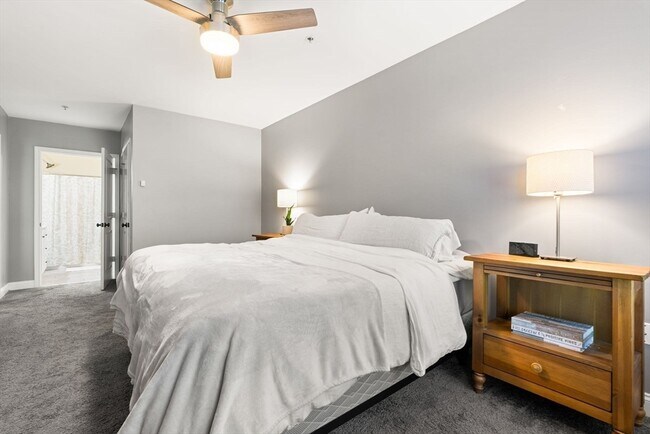 Building Photo - 24 S Bulfinch St