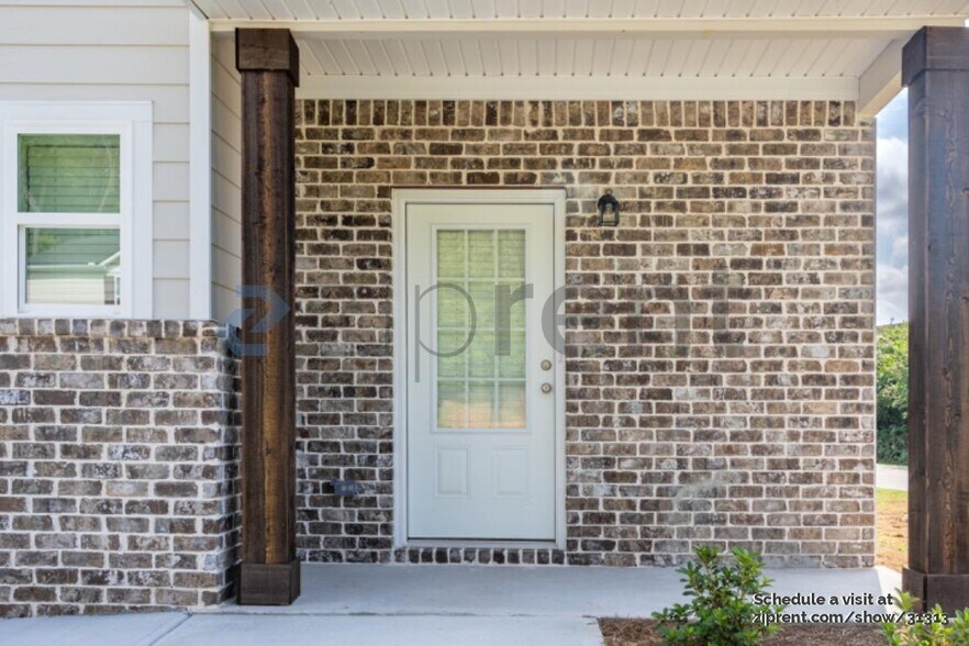 Building Photo - 501 Brady Dr