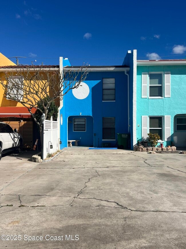 Building Photo - 299 Chandler St