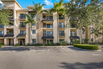 Building Photo - 4907 Midtown Ln
