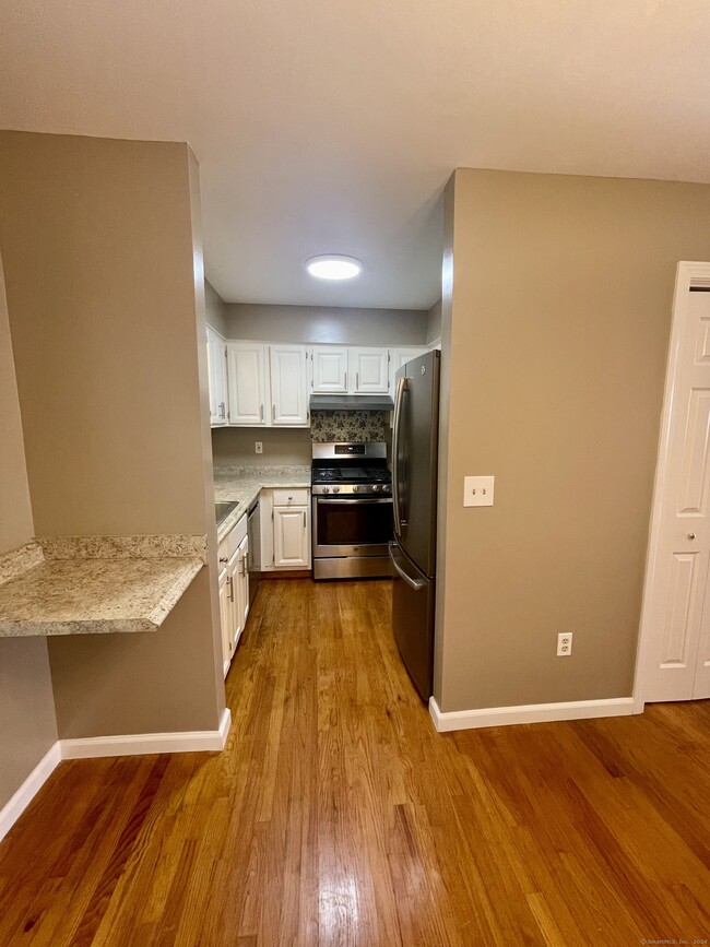 Building Photo - 72 Kingfisher Cir