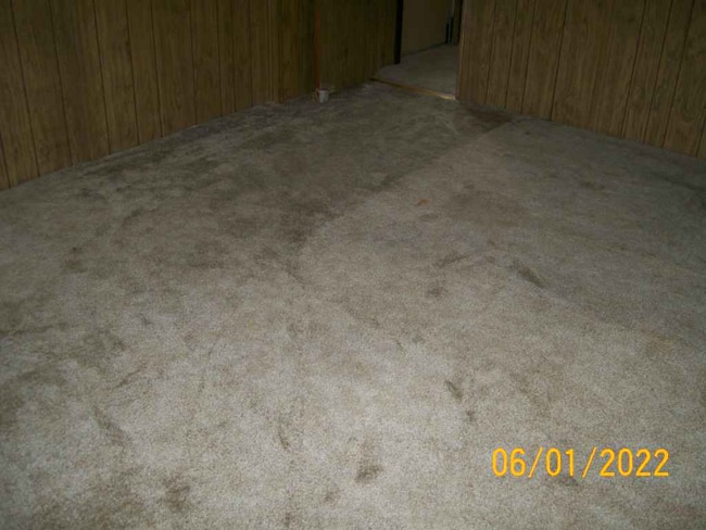 Building Photo - 13 Travertine Ln
