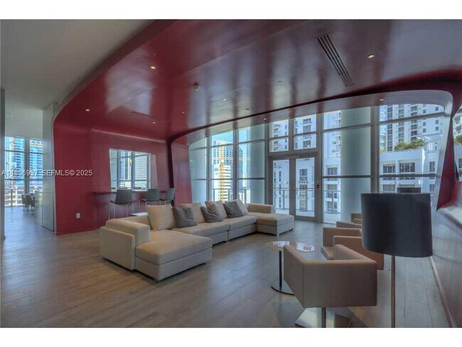 Building Photo - 1100 S Miami Ave