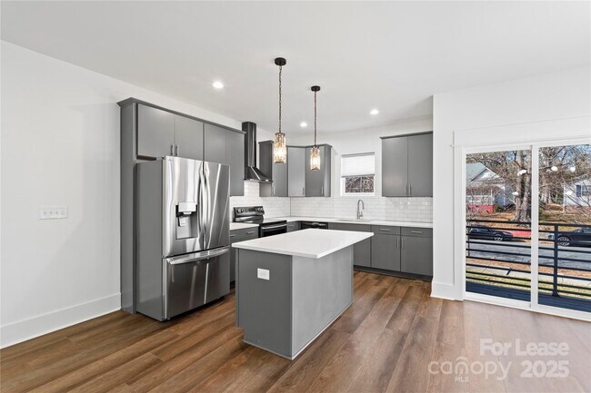 Building Photo - 1712 Pegram St