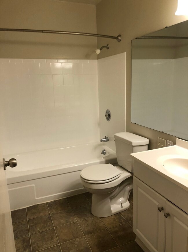 Building Photo - 3916 S Pearl St