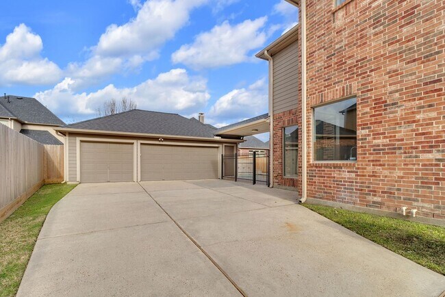 Building Photo - 13811 Sugar Dock Ct