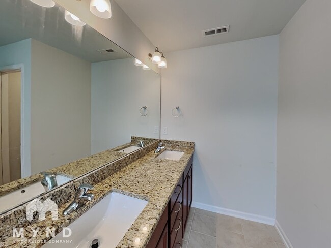 Building Photo - 7377 Birchshire Dr
