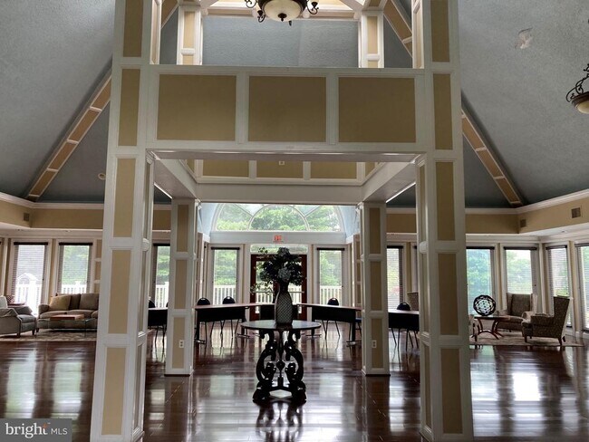 Building Photo - 120 Langdon Farm Cir