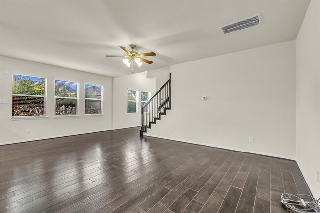 Building Photo - 8306 Columbia Forest Dr
