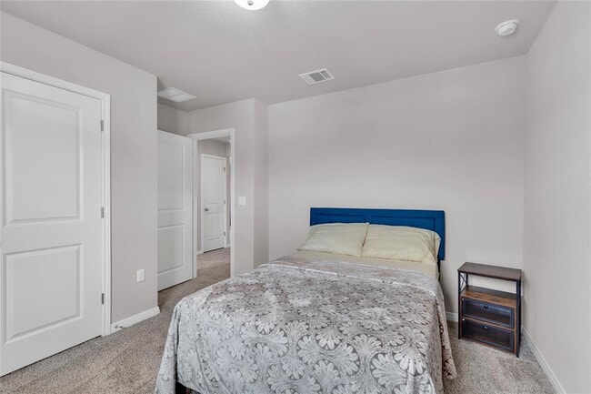 Building Photo - 6401 Night Chinook Dr