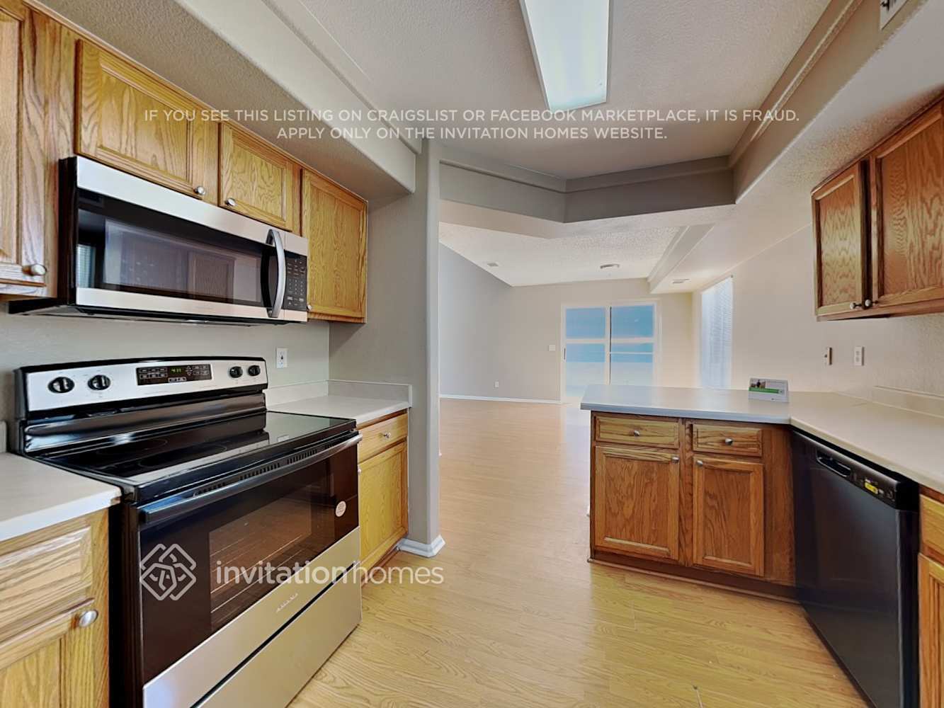 Building Photo - 21571 E 40th Ave