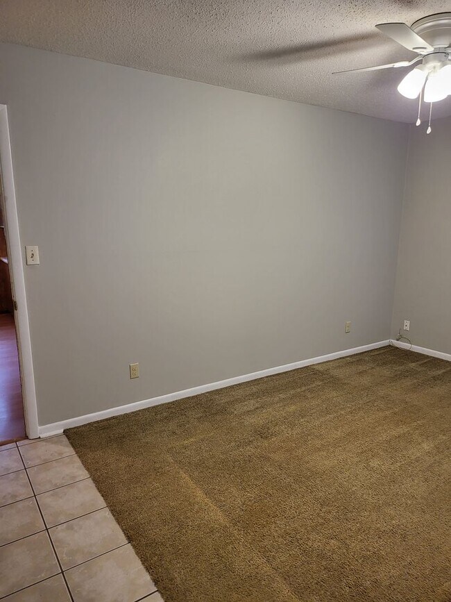 Building Photo - Decatur