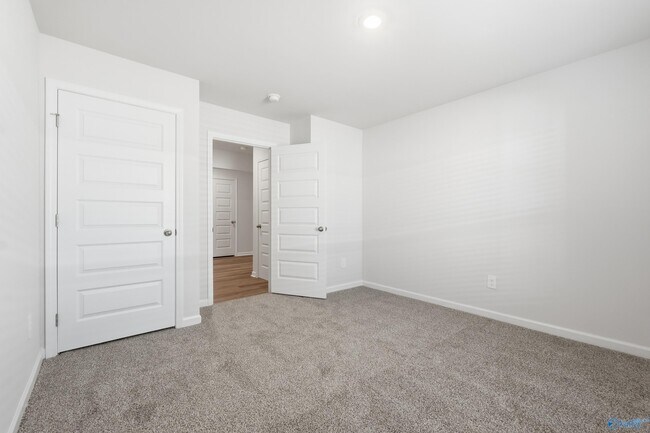 Building Photo - 9943 Sequoyah Cv Dr SE