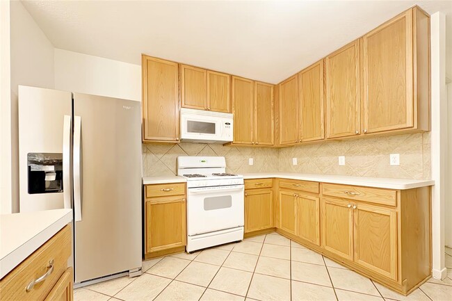 Building Photo - 17627 S Summit Canyon Dr