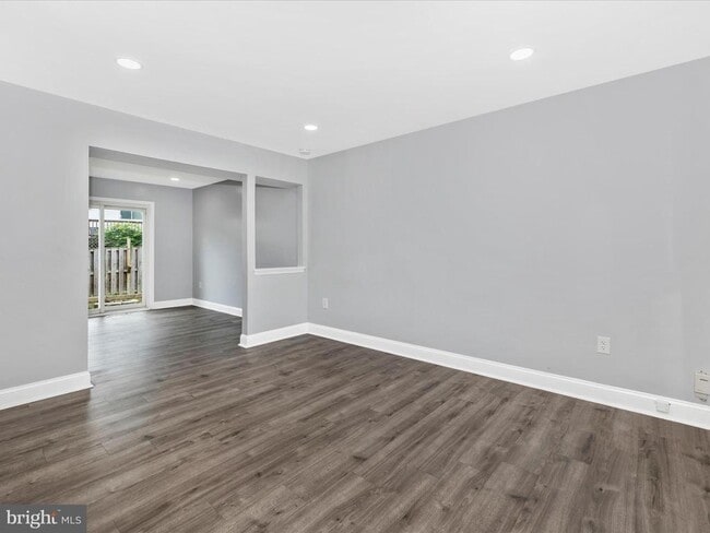 Building Photo - 13114 Thackery Pl