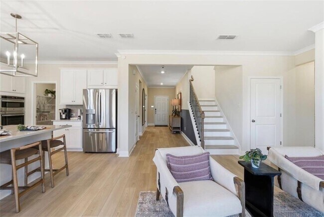 Building Photo - 2145 The Ln NE