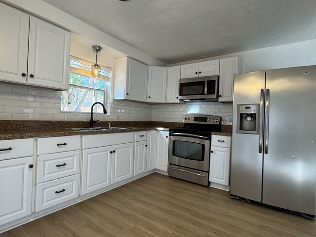 Stainless steel appliances - 2600 18th Ave S