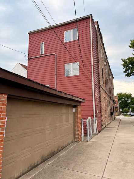 Building Photo - 3601 S Winchester Ave