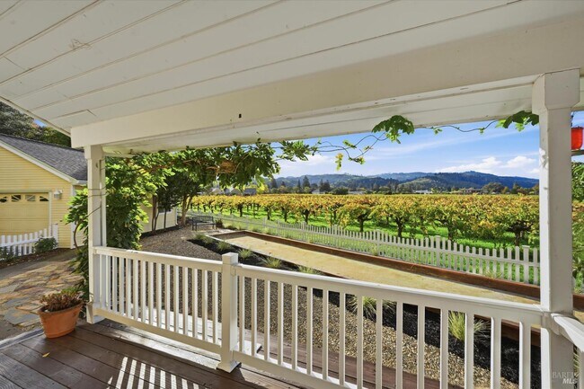 Building Photo - 1395 Grove Ct