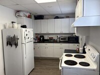 Building Photo - 98 N Main Ave