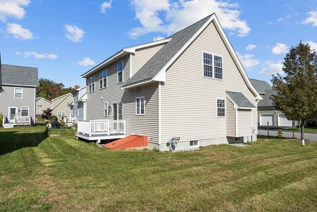 Building Photo - 4 Boxwood Dr