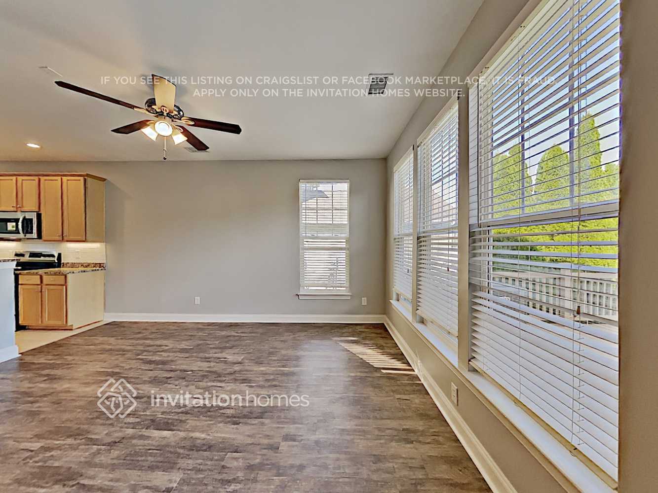 Building Photo - 14909 Almondell Dr